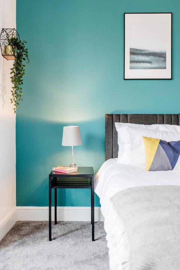 Business & Leisure 2 Bedroom & Parking By Damask Homes Ilford Esterno foto