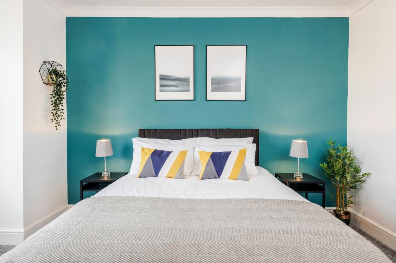 Business & Leisure 2 Bedroom & Parking By Damask Homes Ilford Esterno foto