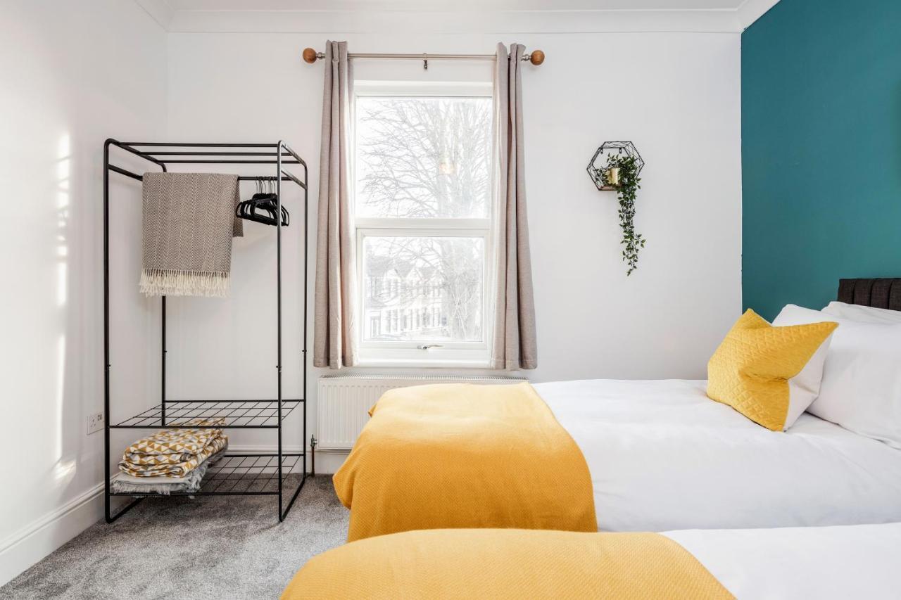 Business & Leisure 2 Bedroom & Parking By Damask Homes Ilford Esterno foto